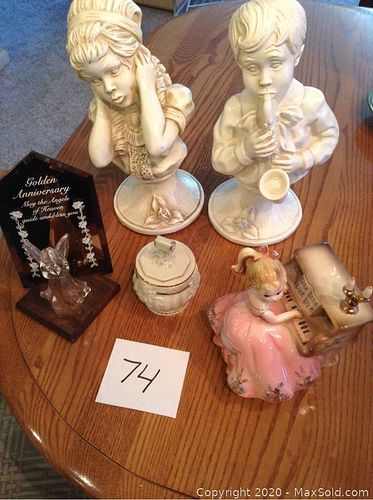 Lot #0074 (1 of 12)