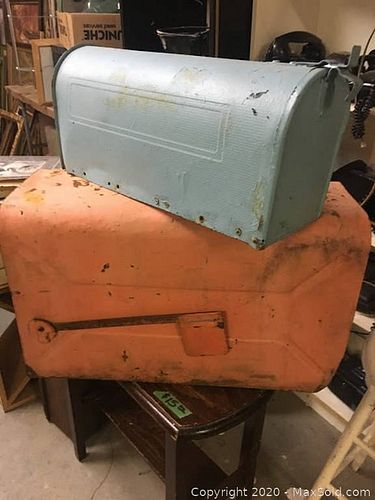 Lot #0035 (1 of 3)