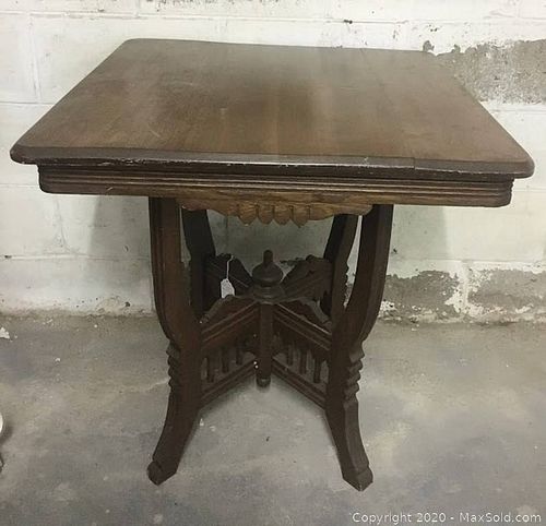 Lot #0041 (1 of 3)