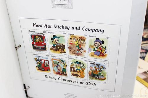Lot #0046 (1 of 17)