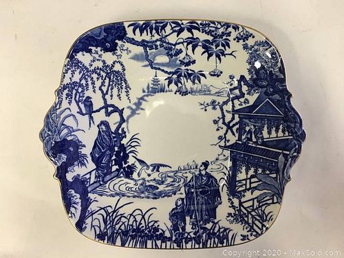 Lot #0052 (1 of 6)