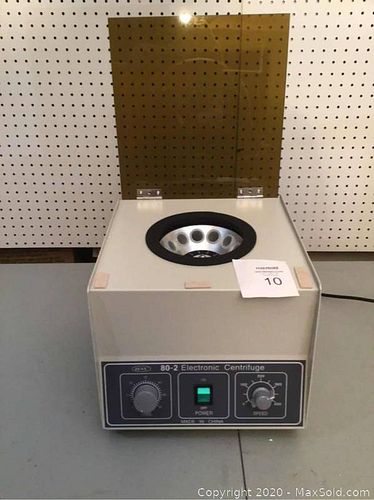 Lot #0010 (1 of 5)