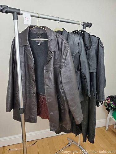 Lot #0085 (1 of 11)