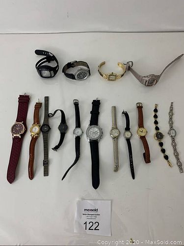 Lot #0122 (1 of 4)
