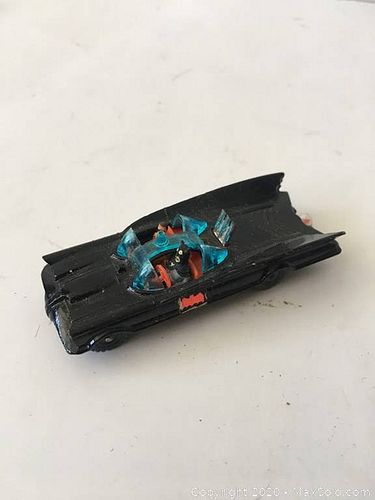 Lot #0011 (1 of 5)