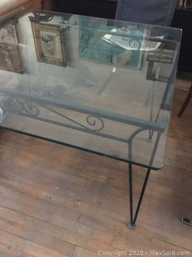 Lot #0050 (1 of 4)