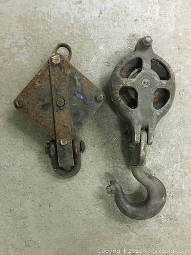 Lot #0135 (1 of 4)