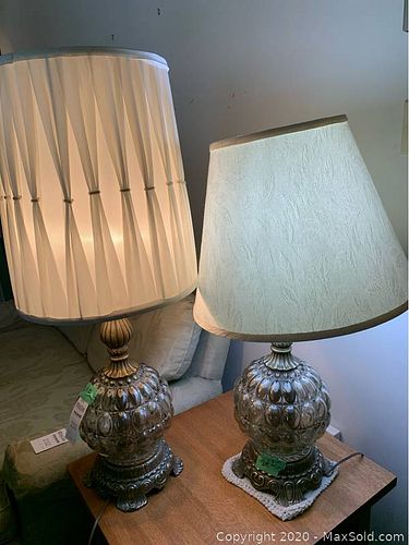 Lot #0233 (1 of 11)