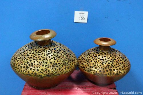 Lot #0100 (1 of 4)