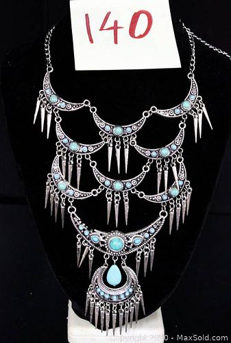 Lot #0140 (1 of 5)