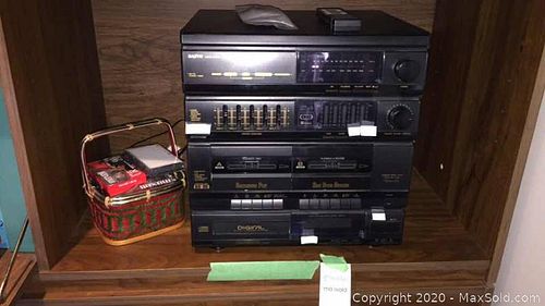 Lot #0058 (1 of 11)