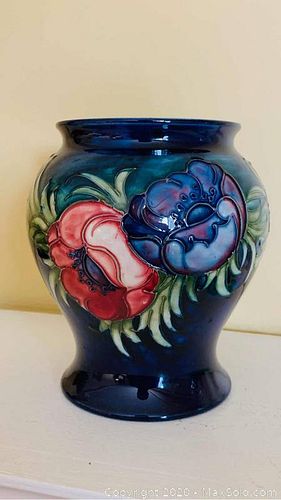 Lot #0272 (1 of 11)
