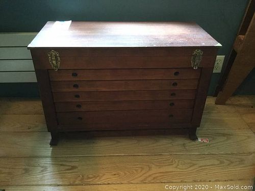 Lot #0003 (1 of 14)