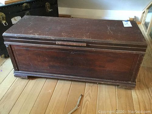 Lot #0004 (1 of 16)