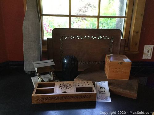 Lot #0028 (1 of 12)