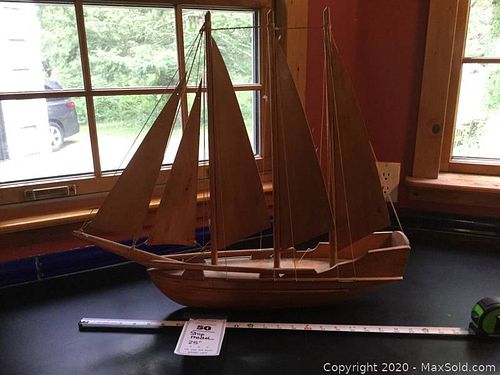 Lot #0050 (1 of 6)