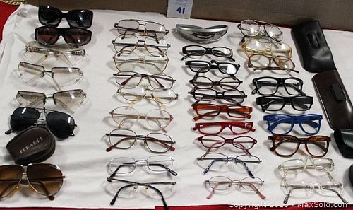 Lot #0041 (1 of 15)