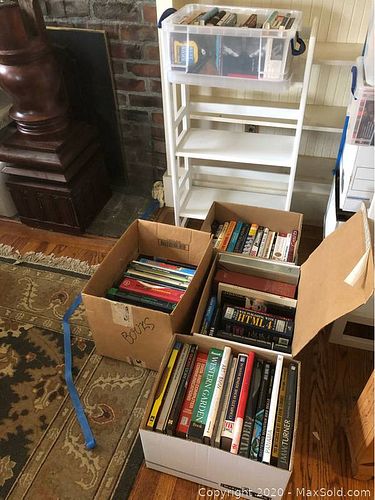 Lot #0019 (1 of 10)