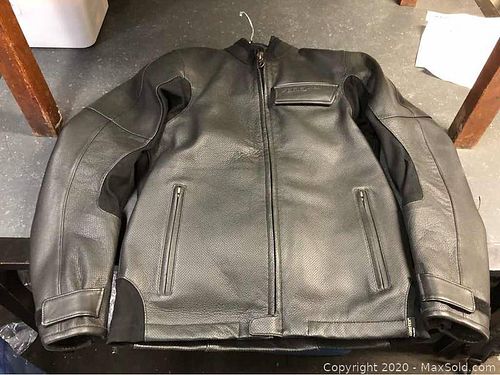 Lot #0139 (1 of 24)