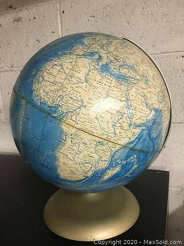 Lot #0072 (1 of 4)