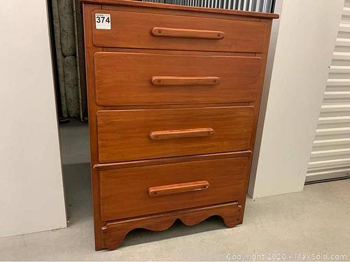 Lot #0374 (1 of 10)