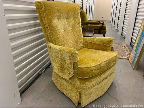 Lot #0375 (1 of 10)