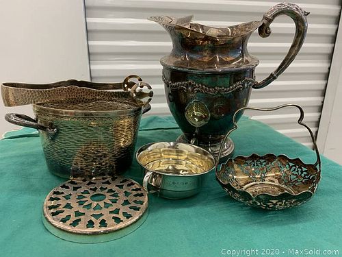 Lot #0395 (1 of 13)