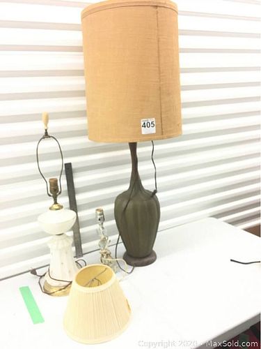 Lot #0405 (1 of 16)
