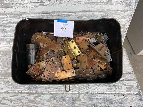 Lot #0043 (1 of 4)