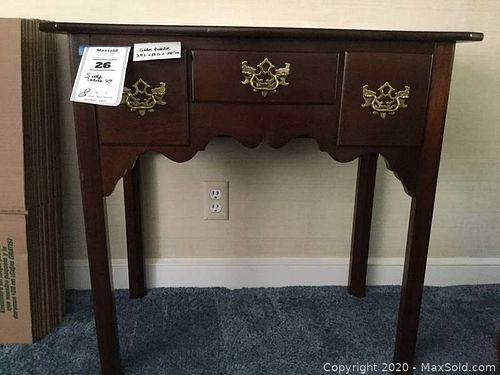 Lot #0026 (1 of 7)