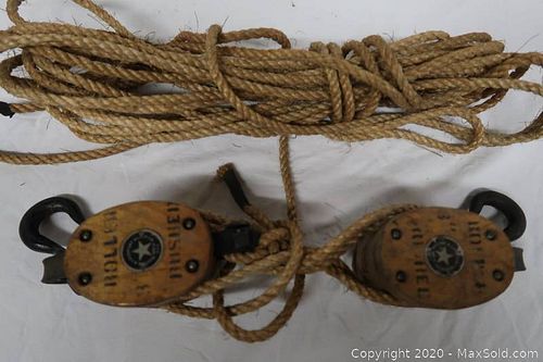 Lot #0050 (1 of 7)