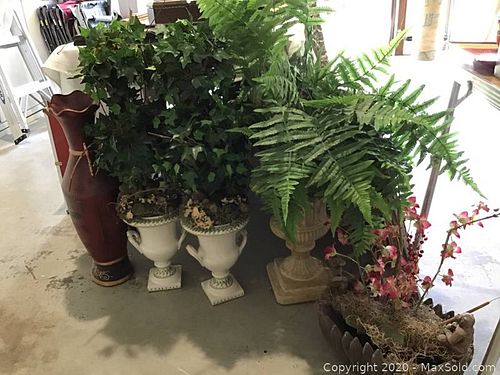 Lot #0367 (1 of 13)