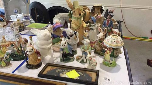 Lot #0379 (1 of 12)