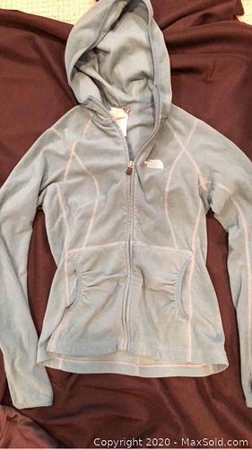 Lot #0045 (1 of 3)
