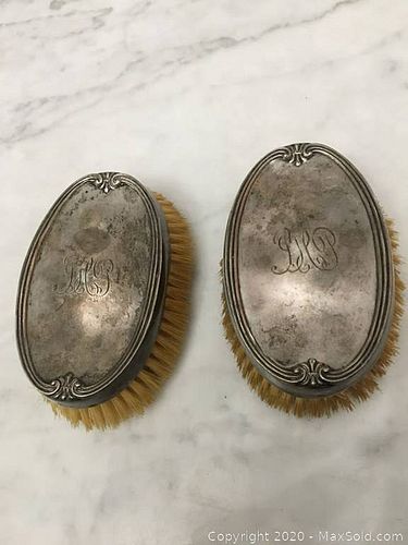 Lot #0027 (1 of 4)