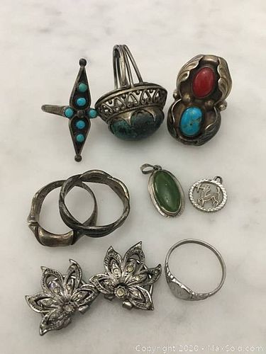 Lot #0055 (1 of 8)