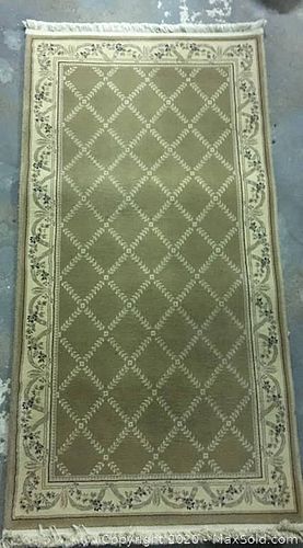 Lot #0105 (1 of 5)