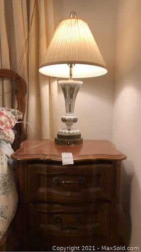 Lot #0133 (1 of 10)