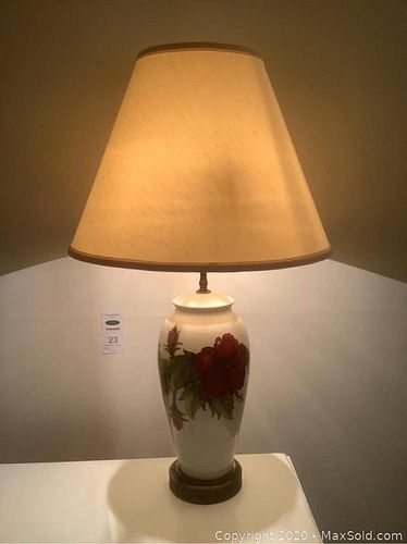 Lot #0023 (1 of 13)