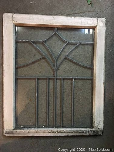 Lot #0080 (1 of 4)