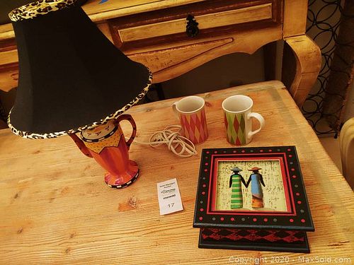 Lot #0017 (1 of 4)