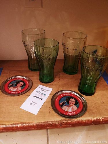 Lot #0027 (1 of 8)