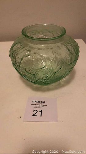 Lot #0021 (1 of 10)