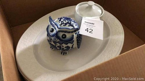 Lot #0042 (1 of 7)