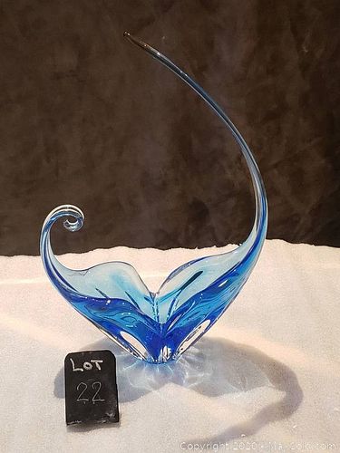 Lot #0022 (1 of 4)