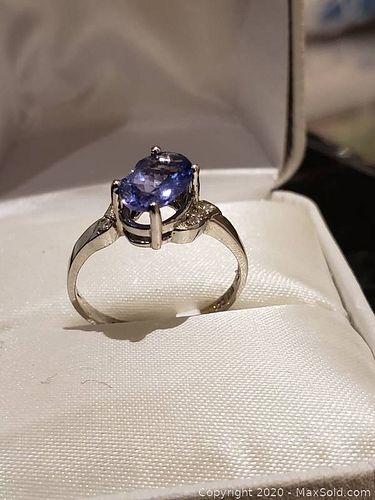 Lot #0039 (1 of 4)