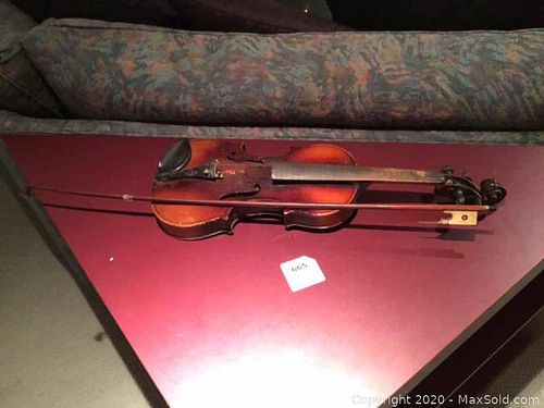 Lot #0665 (1 of 11)