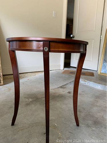 Lot #0025 (1 of 1)