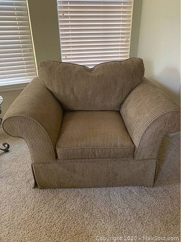 Lot #0063 (1 of 1)