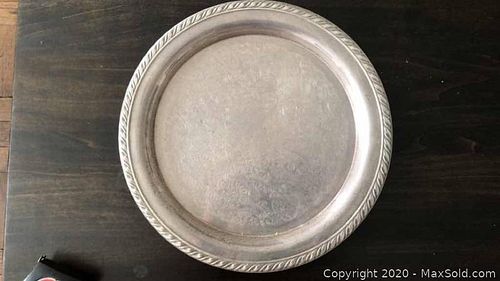 Lot #0005 (1 of 2)